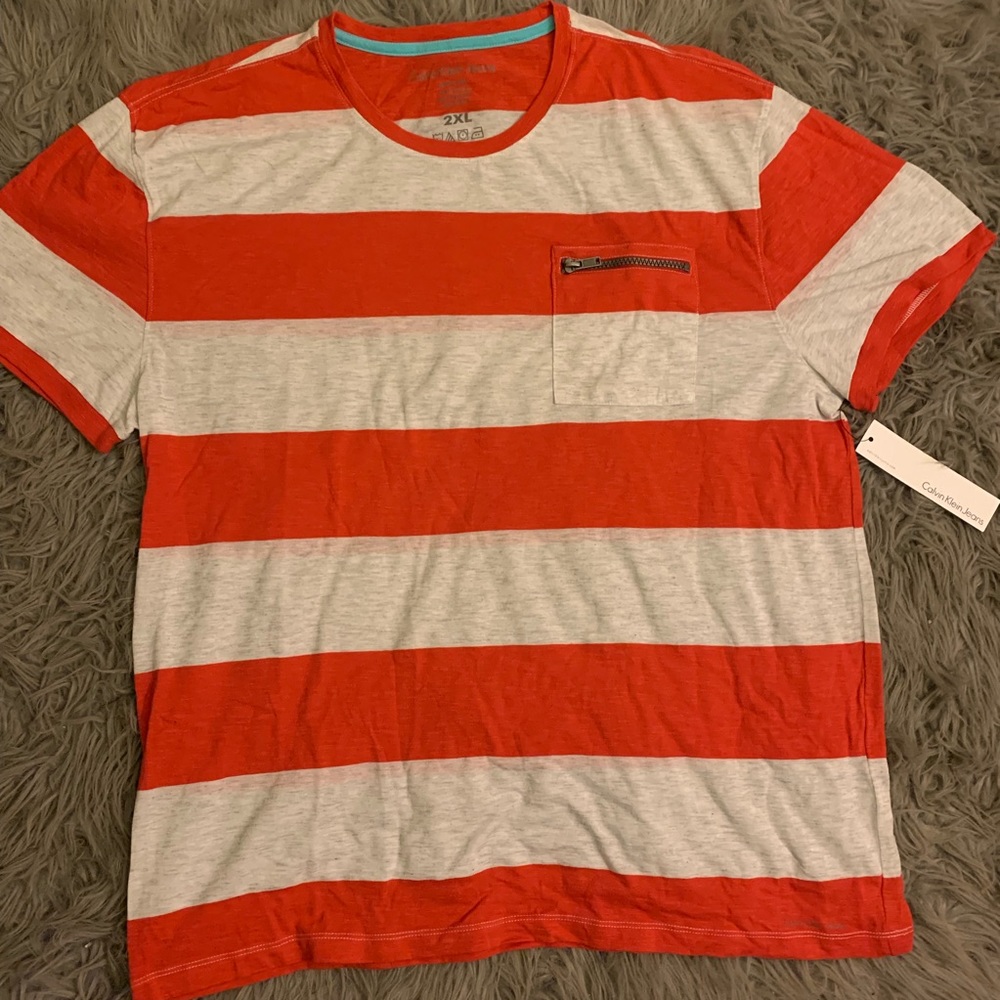 NWT Calvin Klein T Shirt